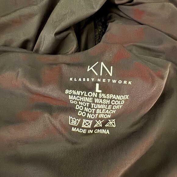 Klassy Network Black Halter Tie Waist Dress w/ Built-In Bra Size L NWT LBD - Picture 10 of 10